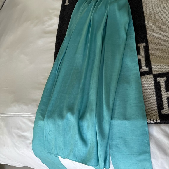 Julia Amory  Aqua Skirt - Picture 1 of 1